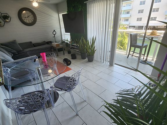 4th image of 3868 NE 169th St #111