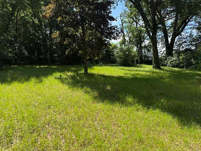 1st image of 64735 Klinger Lake Rd