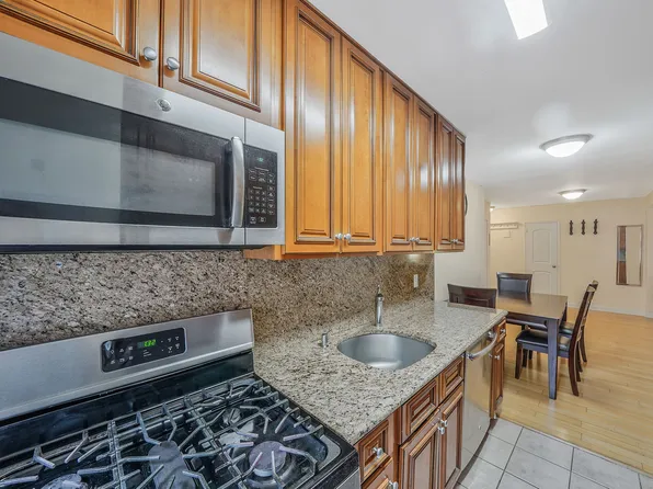 103-26 68th Avenue image 16 of 24