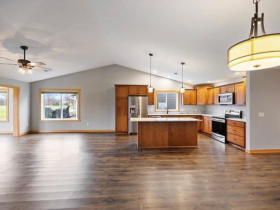 4th image of 624 Kreekview Dr