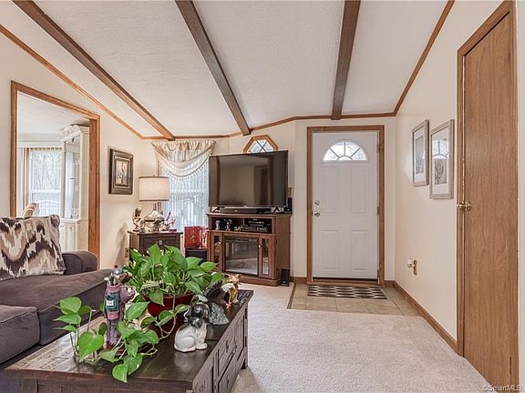 2nd image of 2 Woodland Park