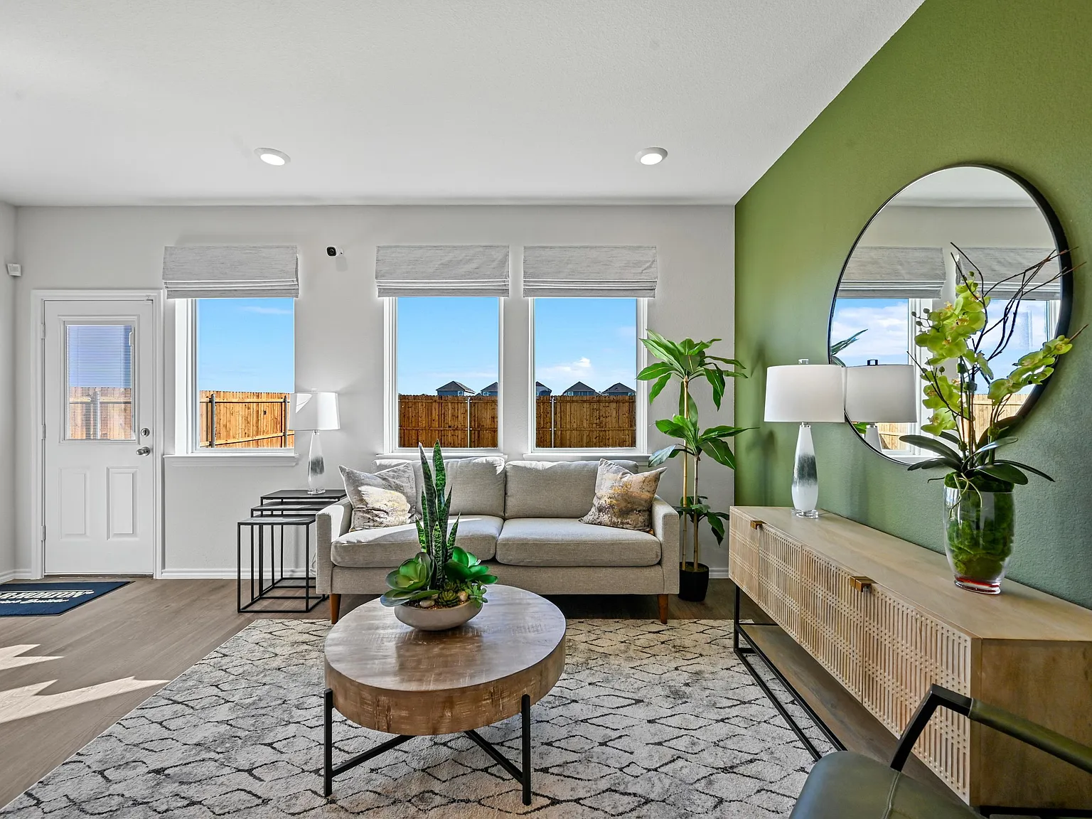 2 bed, 2.5 bath, 1130 sqft, $1,490 — Photo 2