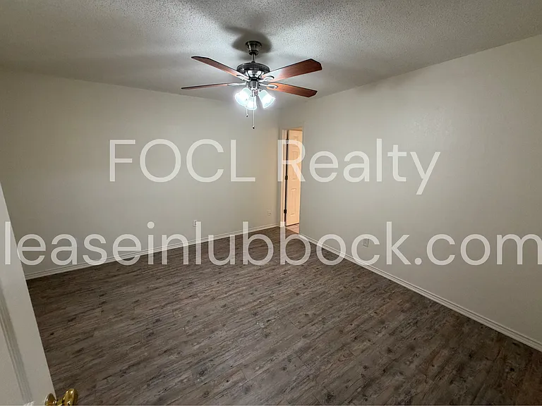 8310 Raleigh Ave — Photo 2
