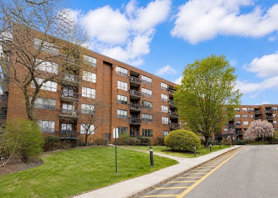 1st image of 210 Nahanton St APT 102