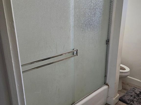 5th image of 1124 S Sherbourne Dr APT 4