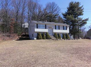 198 Maple Ave, Bristol, CT 06010
