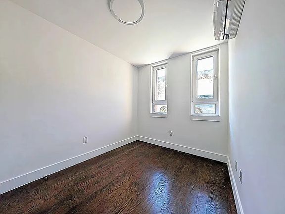 5th image of 137 Prospect Ave #1B