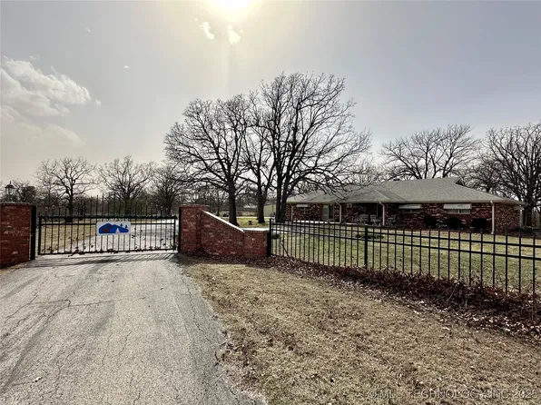 9742 State Highway 20, Skiatook, OK 74070