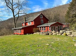 10 Bryant Pond Rd, Putnam Valley, NY 10579