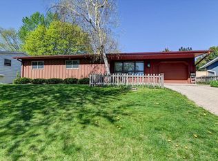 510 Rushmore Ln, Madison, WI 53711