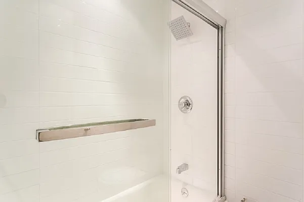 Rented by MNS Marketing | media 18