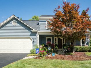 1932 Banks Dr, Elgin, IL 60123