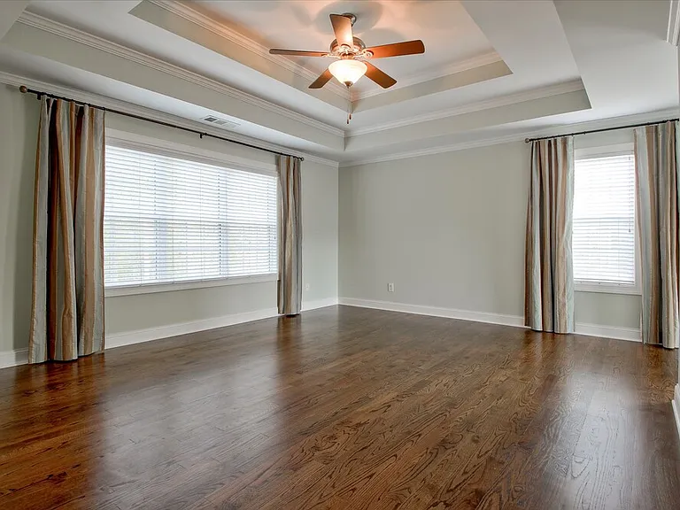 50 Peninsula Cir — Photo 2