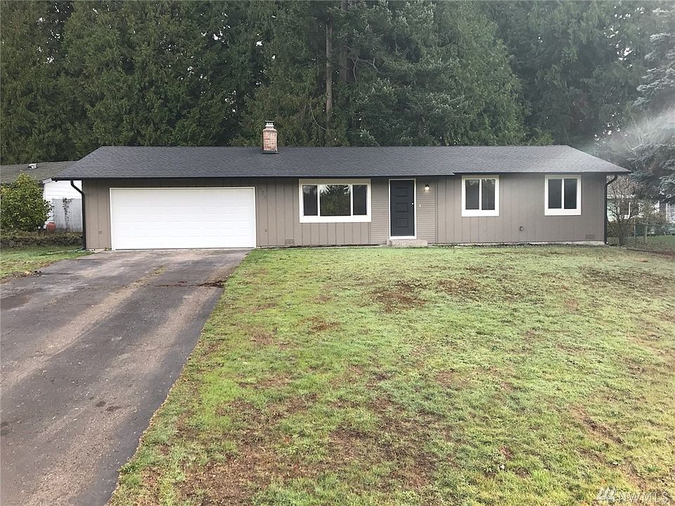 1st image of 475 NE Conifer Dr