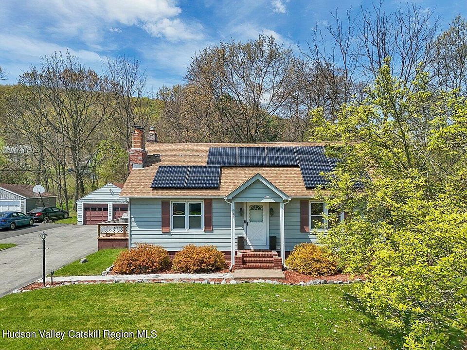 1st image of 441 Vineyard Avenue