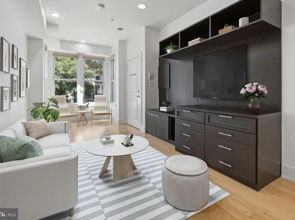 1215 11th St NW APT 1, Washington, DC 20001
