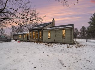 323 S Truhn Rd, Fowlerville, MI 48836