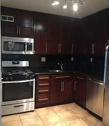 2nd image of 2100 Linwood Ave APT 4O