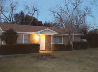 1420 Moonlight Dr, Cantonment, FL 32533