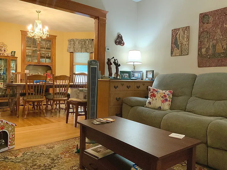 39 Everett St #1 — Photo 8