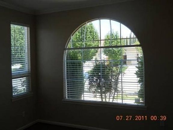 3rd image of 7681 Rosehall Dr