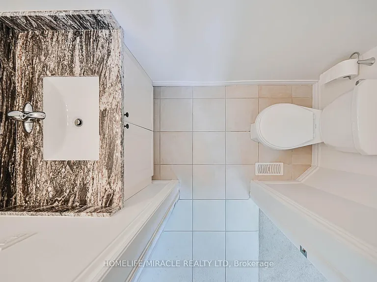 23 Pinot Cres #UPPER — Photo 22