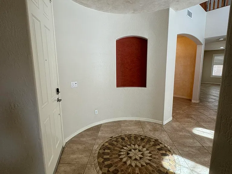 419 W Balsam Dr — Photo 4