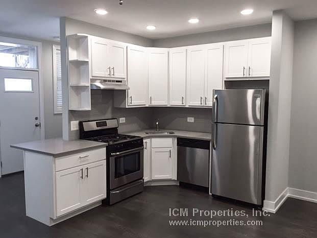1st image of 4953 N Oakley Ave #2M