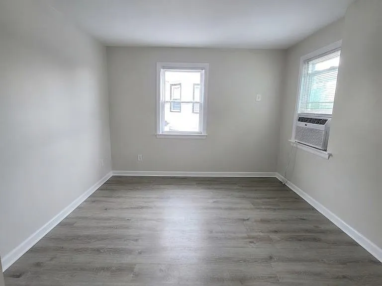 166 Carmita Ave #2 — Photo 11