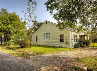 1611 Jefferson St, Commerce, TX 75428