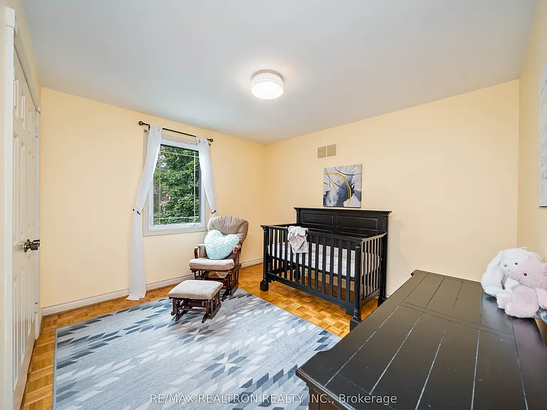 194 Glenada Ct — Photo 45