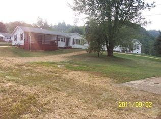 110 Sesame St, North Tazewell, VA 24630