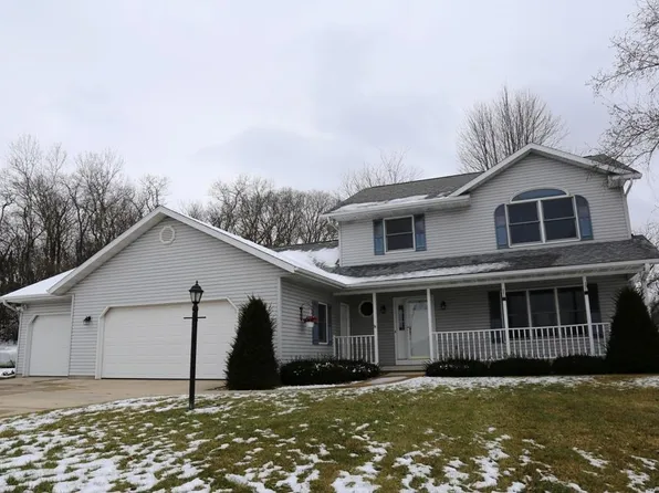 8435 Stagecoach Rd, Cross Plains, WI 53528