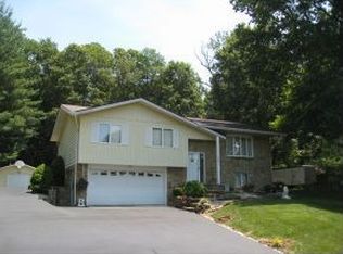 3821 S Leonard Springs Rd, Bloomington, IN 47403