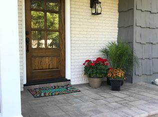 15 Guest Dr, Morganville, NJ 07751