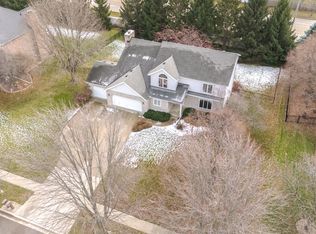 3207 Viney Ln, Bloomington, IL