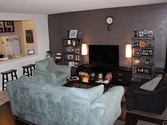 4th image of 2036 S Mountain Ave