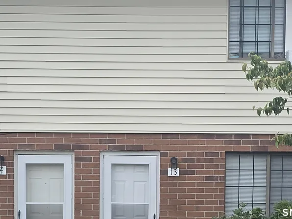 499 Scott Road #14, Waterbury, CT 06705