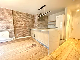 Rented by Nolita Group