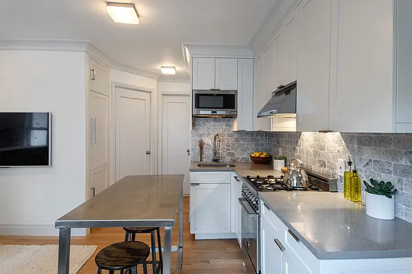 Rented by Brown Harris Stevens | media 12