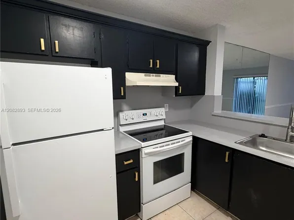 1170 NW 80th Ave #104, Pompano Beach, FL 33063