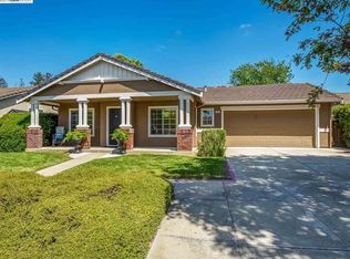 1165 Meadow Dr, Livermore, CA 94551