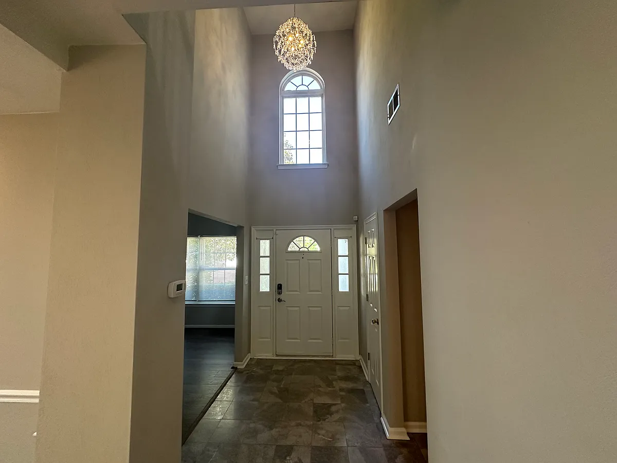 Building Photo - 521 Windward Dr