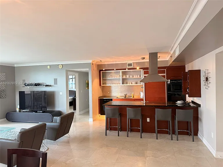 1850 S Ocean Dr #805 — Photo 2