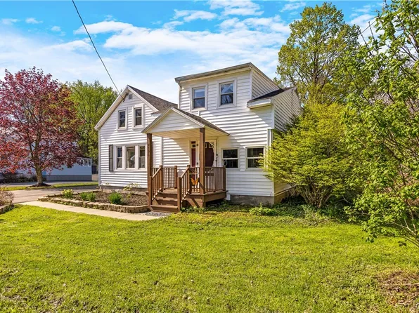 9296 Mallory Rd, New Hartford, NY 13413