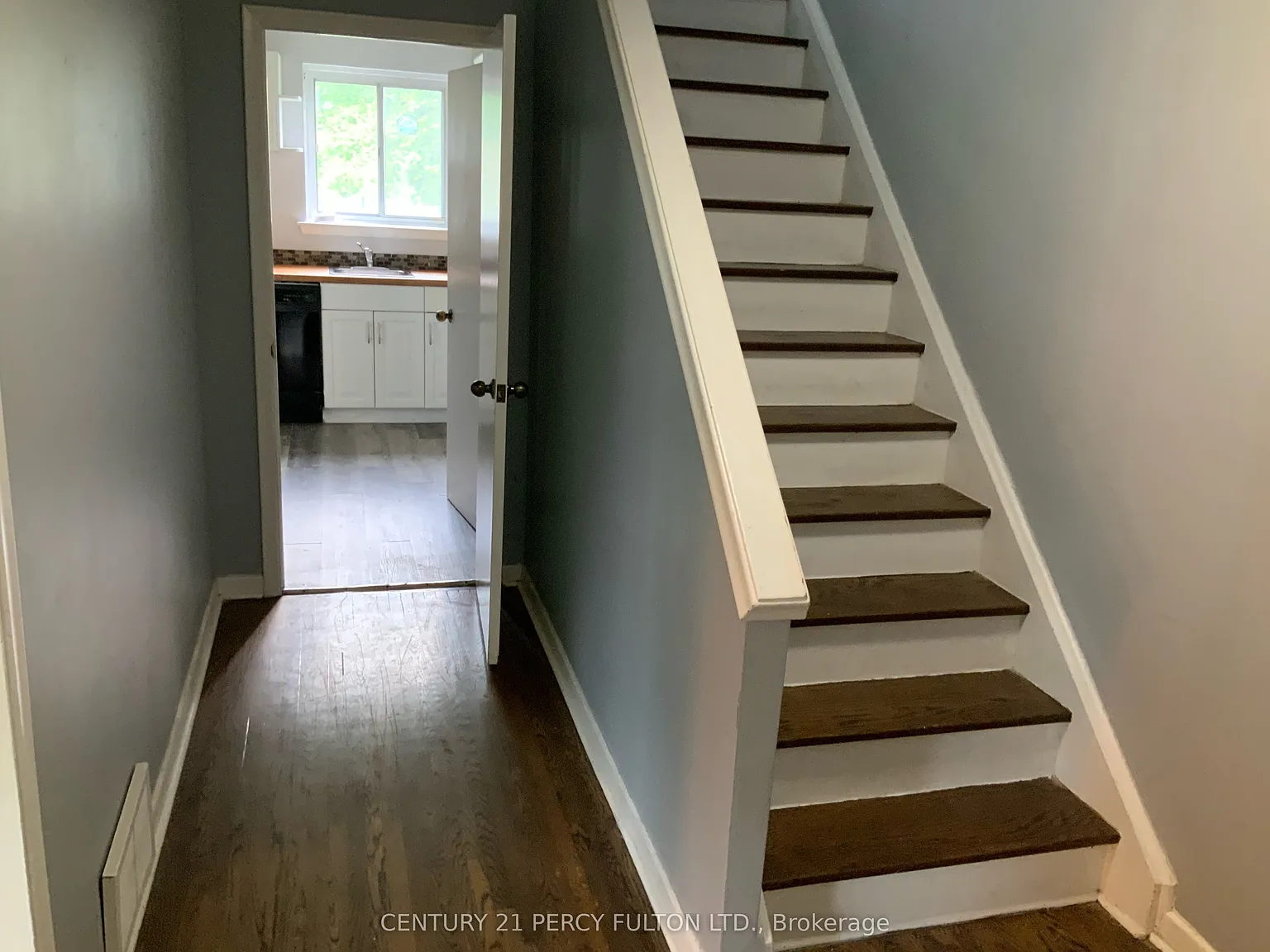 3 bed, $2,500 — Photo 4