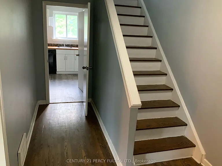 22 Mill St #MAIN — Photo 4
