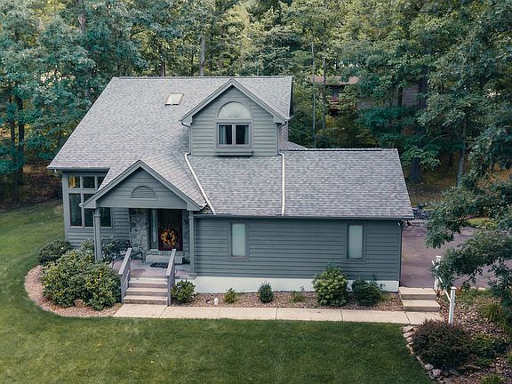 2nd image of 307 Baker Ln