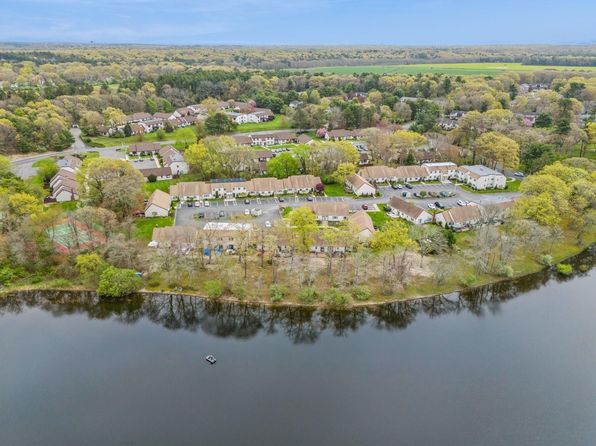 605 Lake Court #605, Middle Island, NY 11953