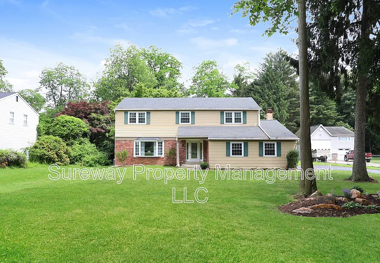 276 Highland Ave — Photo 1